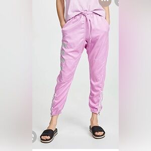FREE CITY SATIN JUMP PANT IN PINK CLOUD. 🩷